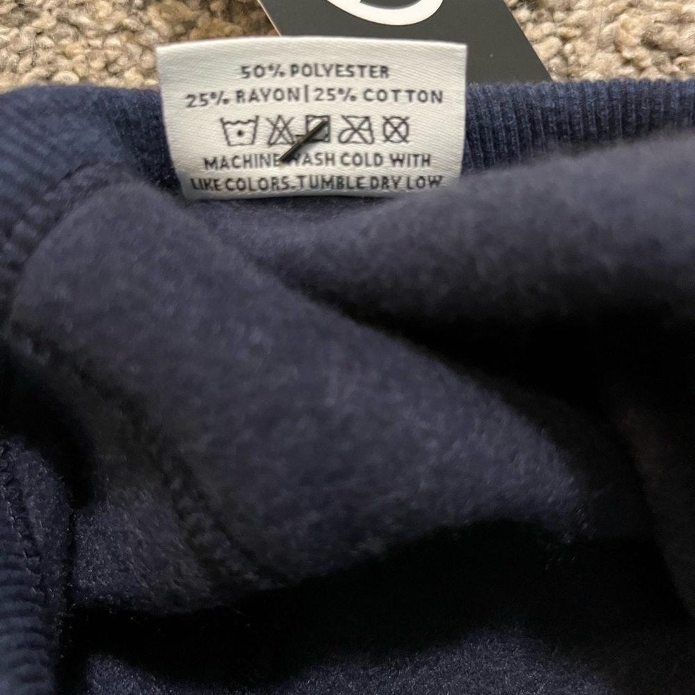 Boston Navy Holiday Crewneck - Picture 5 of 5